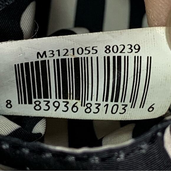 Marc by Marc Jacobs Crossbody Leather Taupe Zipper Closure Full Lining - Picture 11 of 14